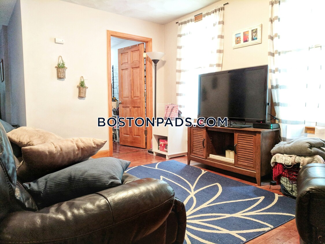 Foto principal - 224 Chelsea St