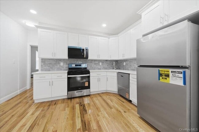 Photo - 1624 Seddon St Apartment