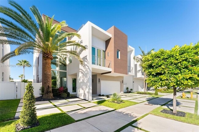 Foto del edificio - 10561 NW 67th Terrace