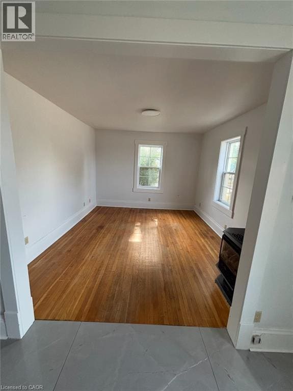 Building Photo - 316 Maple St