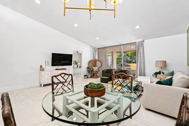 Building Photo - 48885 Mariposa Dr