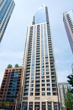 Exterior - 420 E Waterside Dr