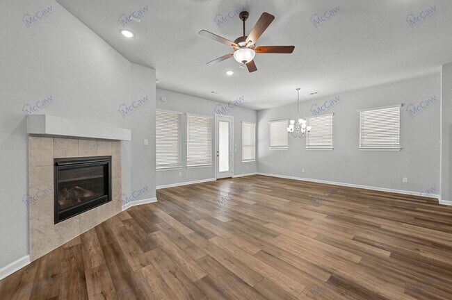 Foto del edificio - 9616 Oxbow Ln