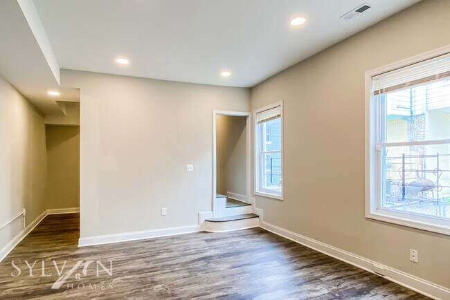 Foto del edificio - Spacious 3BR, 2.5BA home!