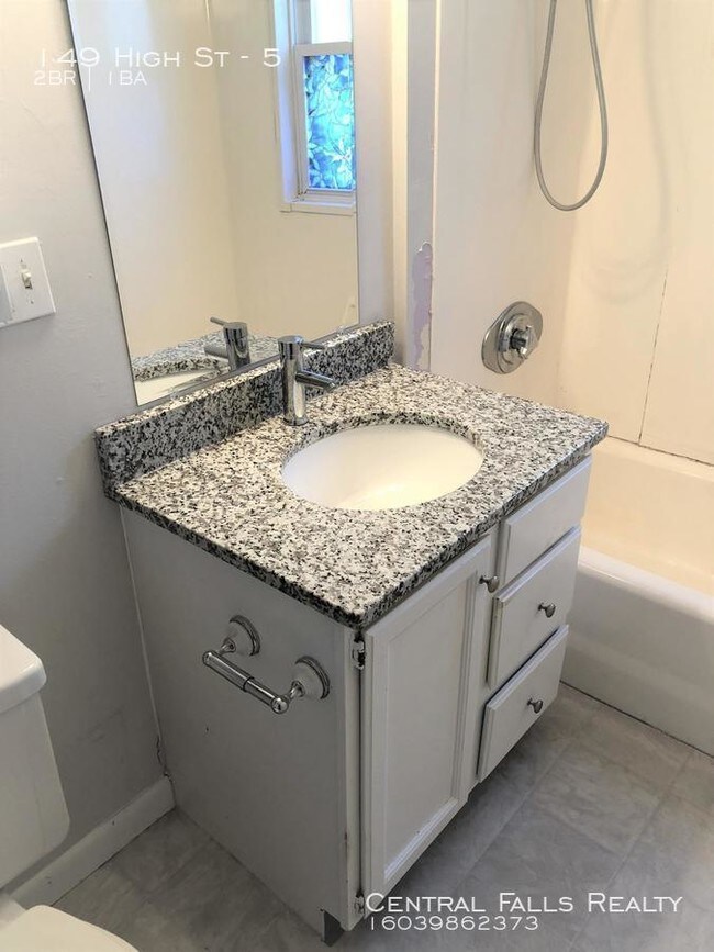 Foto del edificio - 2 bedroom in somersworth NH