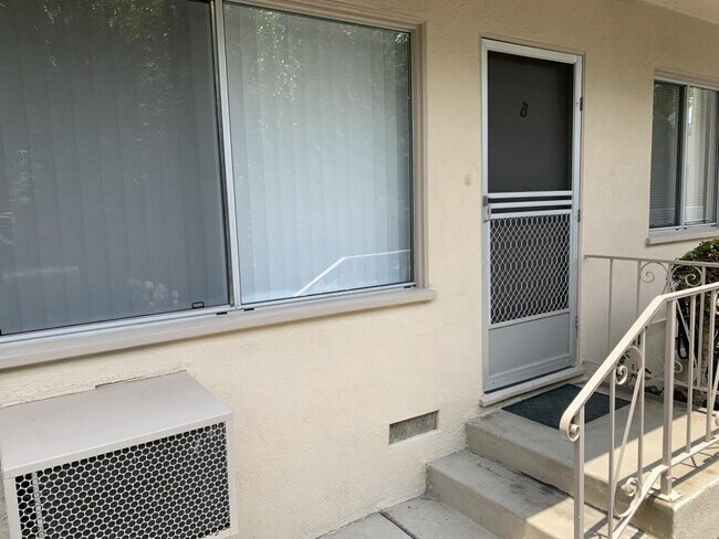 Building Photo - 10535 First Ave. Whittier, Ca. 90603