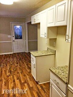 Foto del edificio - 4 br, 2 bath House - 345 Bates Ave