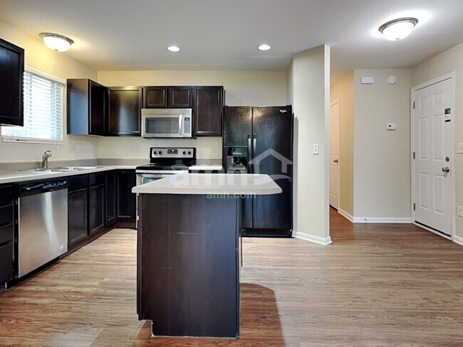 Building Photo - 4319 Hunting Hawk Dr