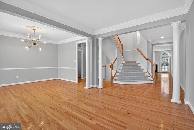 Foto del edificio - 6 Sharpstead Ln