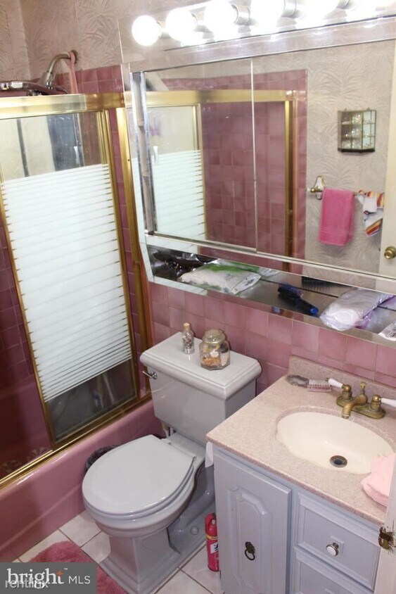Primary Photo - 1 br, 1 bath Condo - 53 Yellowood Dr