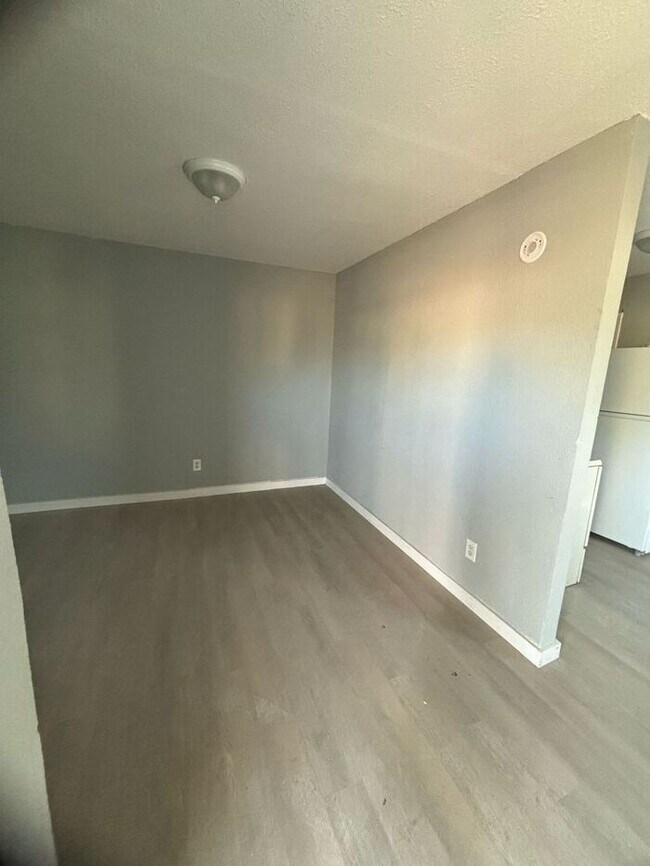 Foto del edificio - Cozy 2 Bedroom Unit in Lubbock TX Amazing Deal !!!