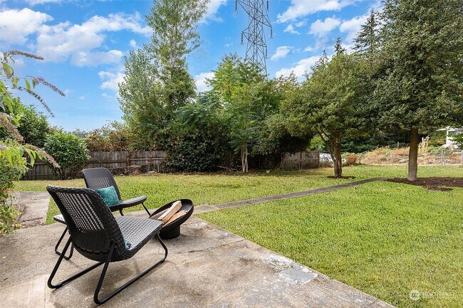 Foto del edificio - 1034 NE 188th St