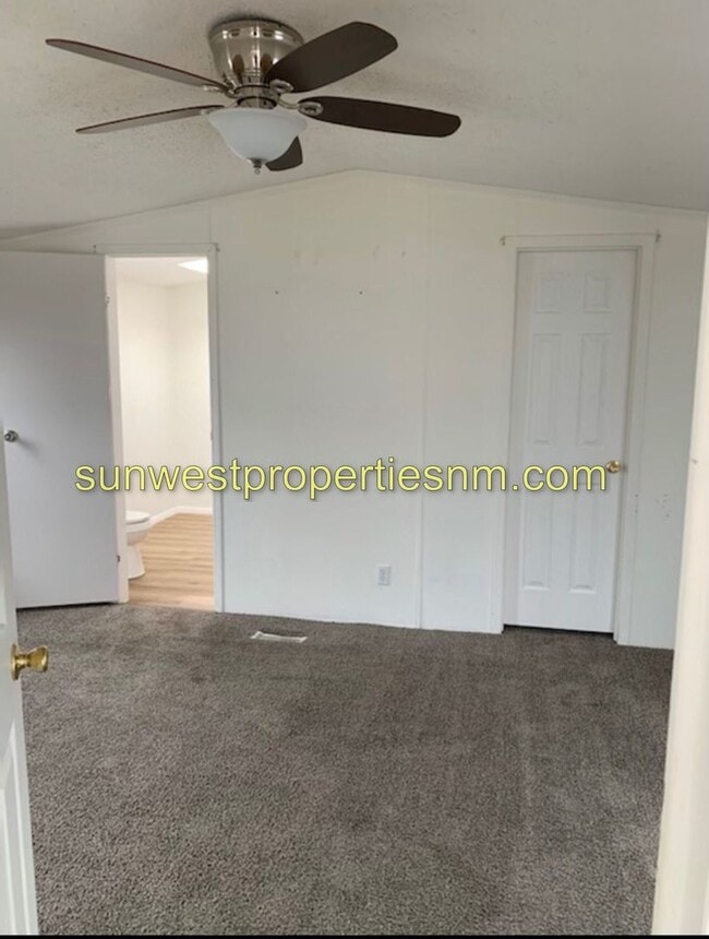 Building Photo - 3 Bedroom, 2 Bathroom Mobile Home