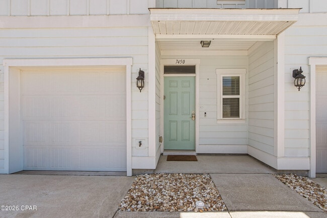 Building Photo - 7450 Shadow Lake Dr