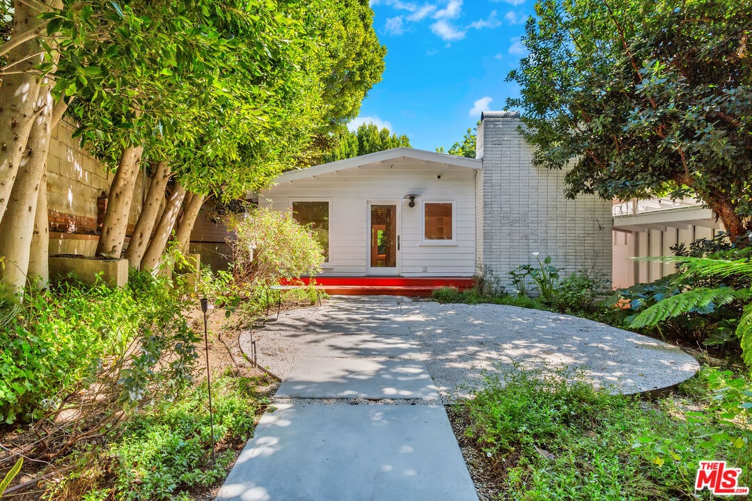 Foto principal - 1542 Marmont Ave