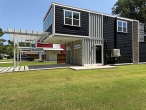 Building Photo - 1232 Kennie Dr