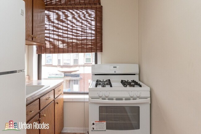 Foto del edificio - 4393 N Elston Ave