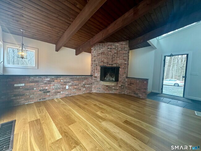 Foto del edificio - 860 Oakwood Rd