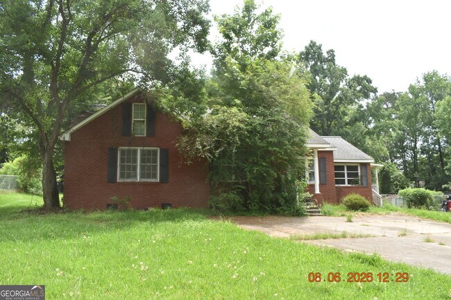 Foto del edificio - 4830 Wilson Rd