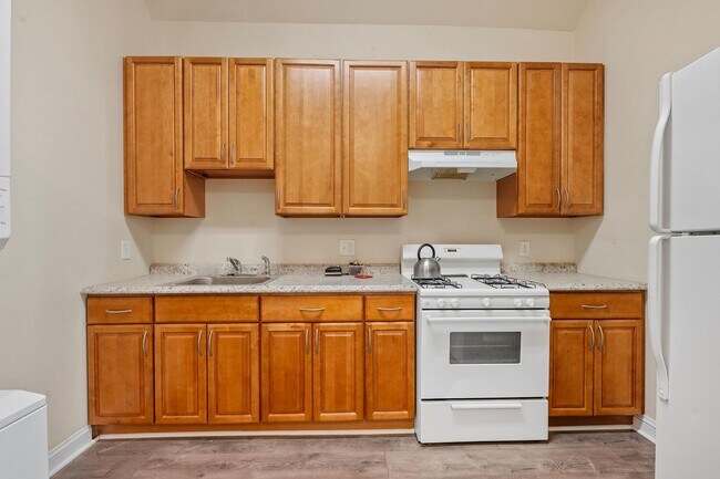 Foto del edificio - 1821 N Capitol St NE - Townhome in Eckington