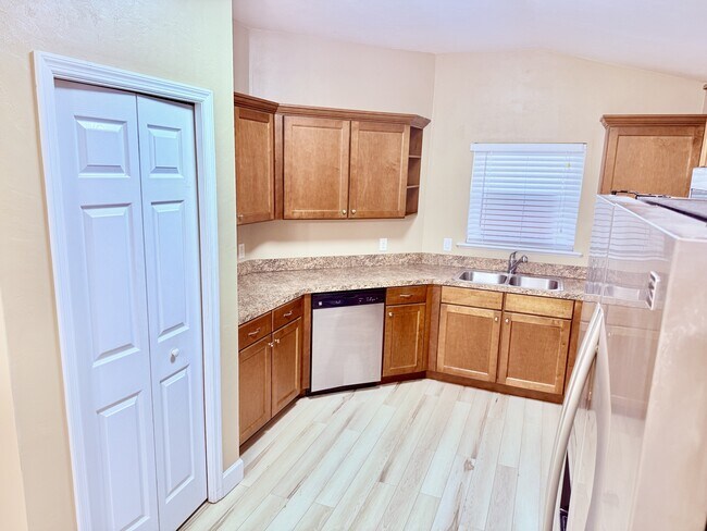 Foto del edificio - 470 SW 251st St