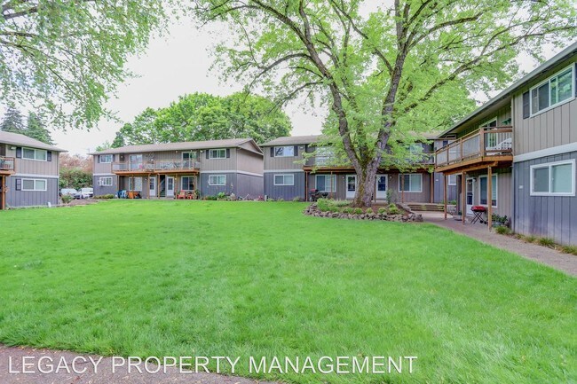 Foto del edificio - 7015 SE Lake Rd