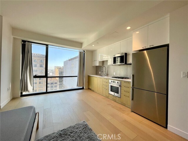 Foto del edificio - 400 S Broadway
