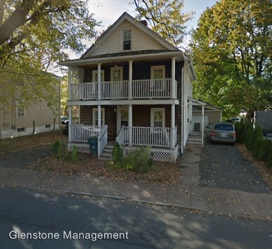 Building Photo - 304-306 Spruce St