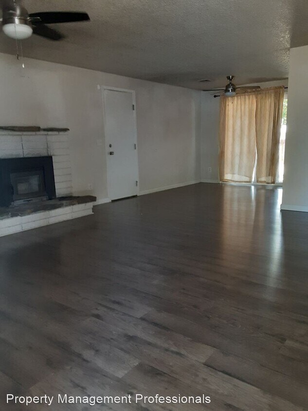 Primary Photo - 3 br, 1.5 bath House - 1136 SW Spruce Street