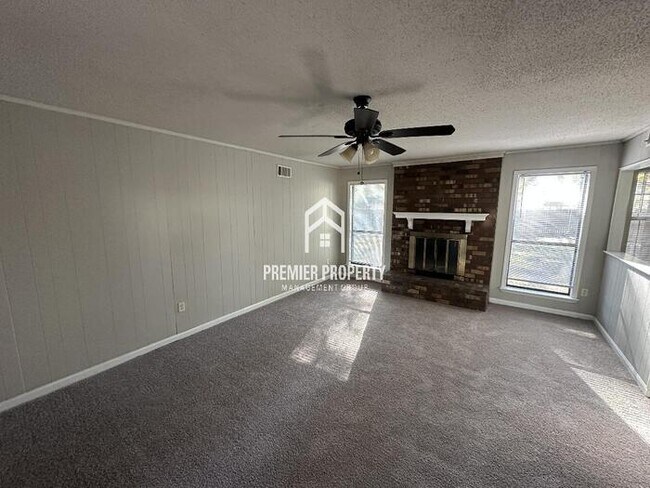Building Photo - 6791 Smokey Ln