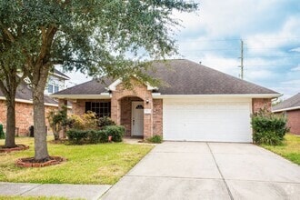 Building Photo - 2822 Troy Dr