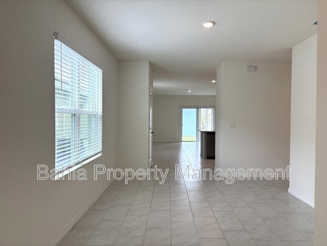 Foto del edificio - 3436 Costello Cir