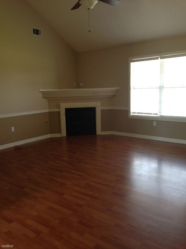 Building Photo - 3 br, 2 bath House - 114 American Eagle Way