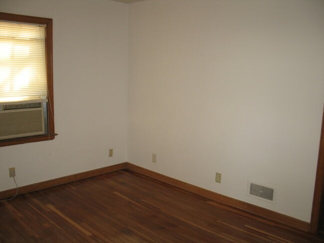 Building Photo - 2 Bedroom House For Rent-5445 Huntington Ave.