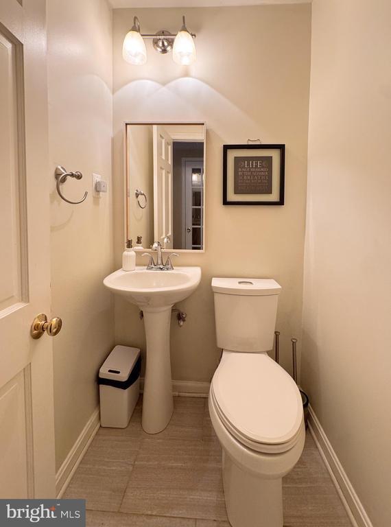 Foto del edificio - 1603 Carlyle Dr