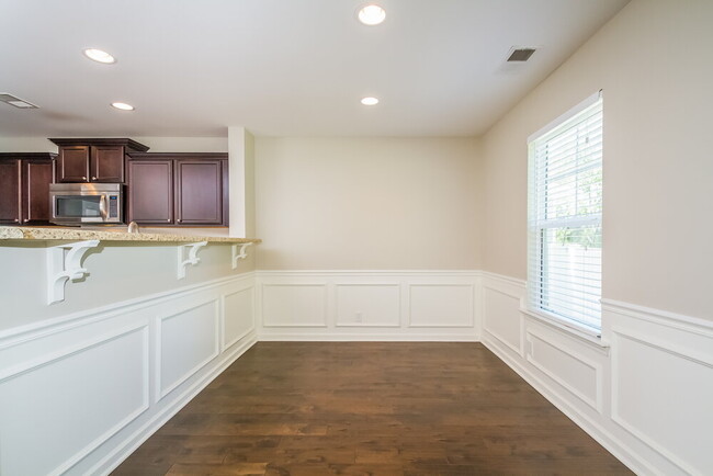 Building Photo - 2627 Salem Glen Xing