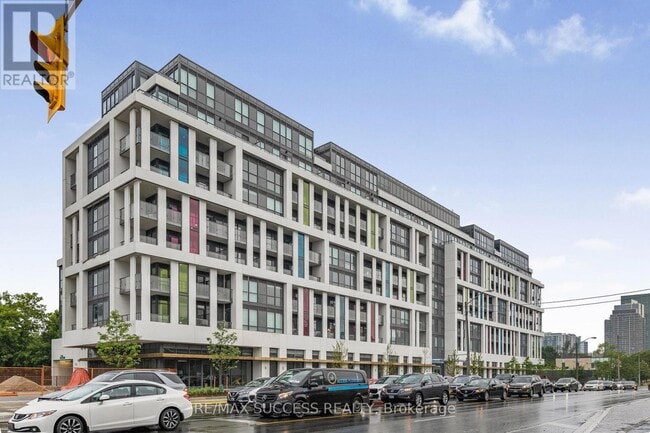 Building Photo - 181 Sheppard Ave E