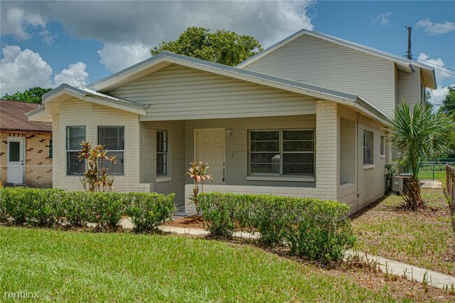 Building Photo - 3 br, 2 bath House - 640 WALDON AVENUE
