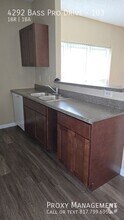 Building Photo - 4292 Bass Pro Dr