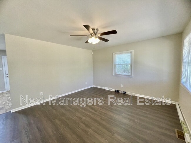 Building Photo - 6005 Blairmore Pl