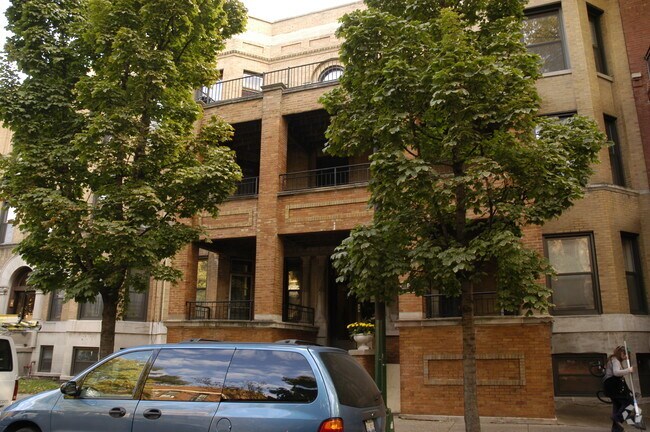 Foto del edificio - 5405-5407 S. Woodlawn Avenue