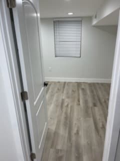 Building Photo - 976 W 800 S