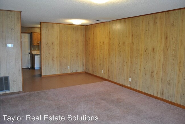 Building Photo - 388 Quill Ave NW