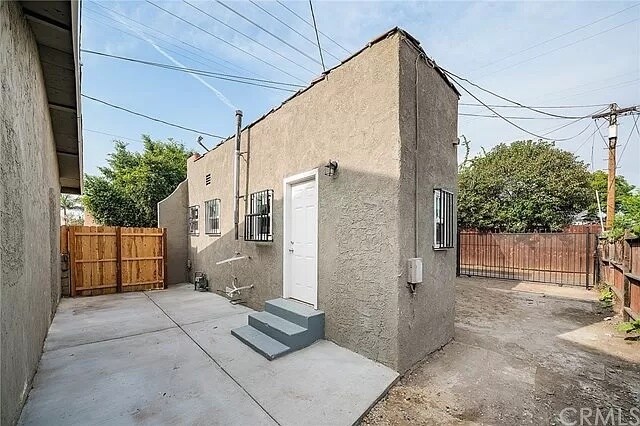 Building Photo - 8864 McKinley Ave