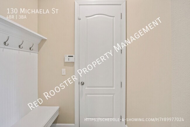 Foto del edificio - 130 Michaela St