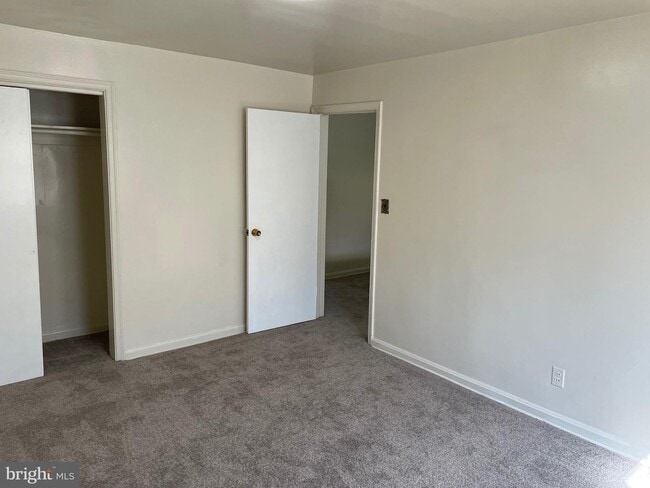 Building Photo - 734 Umbra St