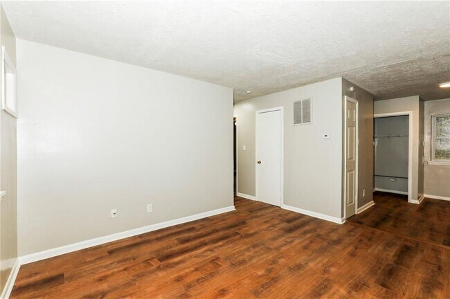 Foto del edificio - 2829 Belvedere Ln