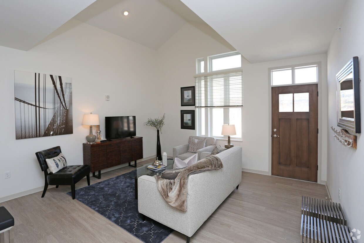 1633 on the Park Apartments in Glendale, WI