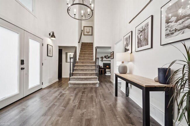 Foto del edificio - 5 br, 3.5 bath House - 65 Birch Bluff Road