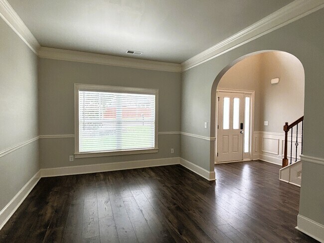 Building Photo - 781 Bridgewater Dr